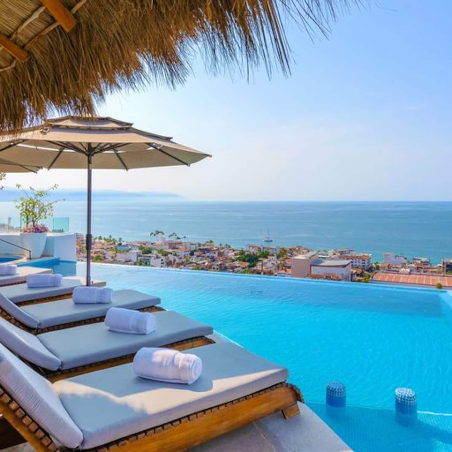 Infinity pool